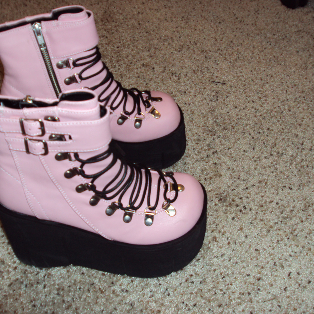 Pink punk boots - Picture 2 of 5